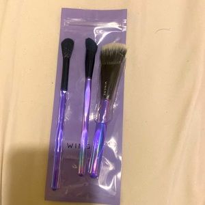 Makeup brushes